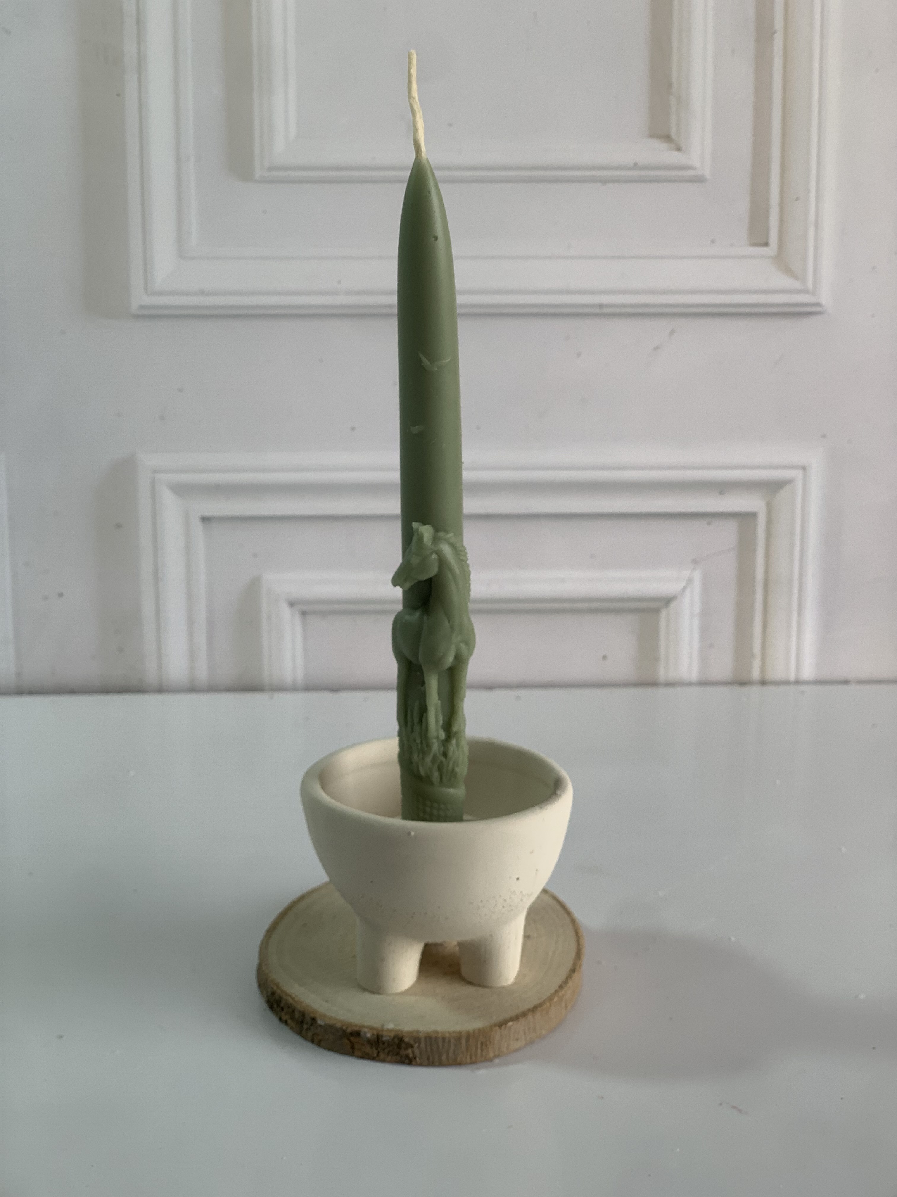 شمعدان سه پایه